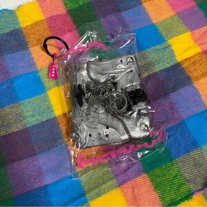 Mellojoy Castle Nocturna Gray & Black Dragon Lore Squishy Stress Relief Toy